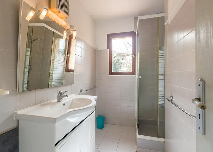 La Petra Marinella - Appt Climatise Avec Piscine * LʼÎle-Rousse