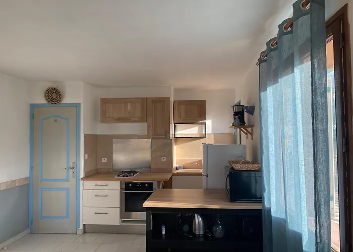 La Petra Marinella - Appt Climatise Avec Piscine * LʼÎle-Rousse